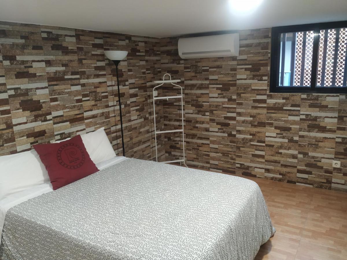 Apartamentos Deluxe Barajas Madrid Exterior foto